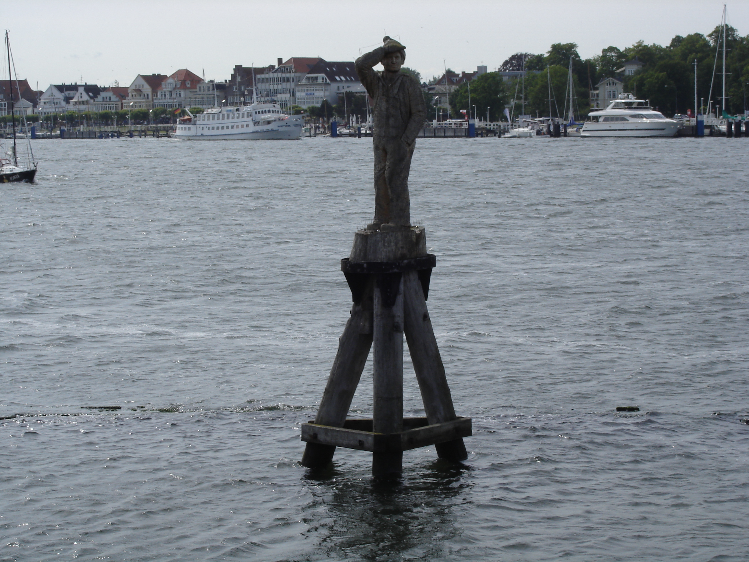 Kaepten in der Trave